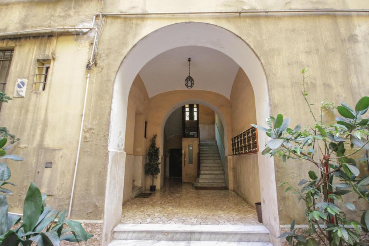 Home Vaticano 50 Steps From Museum Luaran gambar
